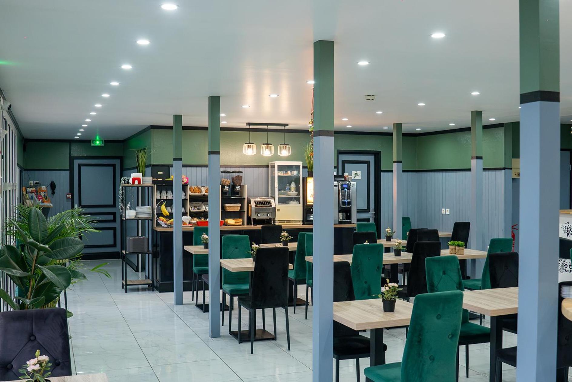 Fasthotel Le Mans Nord Fh Confort Сен-Сатурнен Экстерьер фото